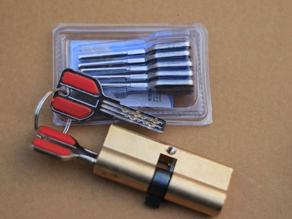 红古24小时上门开锁公司